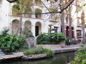 grand entrance...or exit?